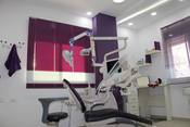 الدكتور باسل مثقال عمرو 